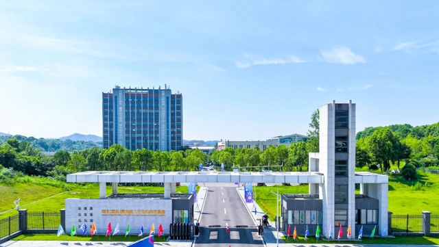湖北唯一！宜化實(shí)訓(xùn)基地建設(shè)運(yùn)營(yíng)經(jīng)驗(yàn)獲應(yīng)急管理部推廣交流(圖1)